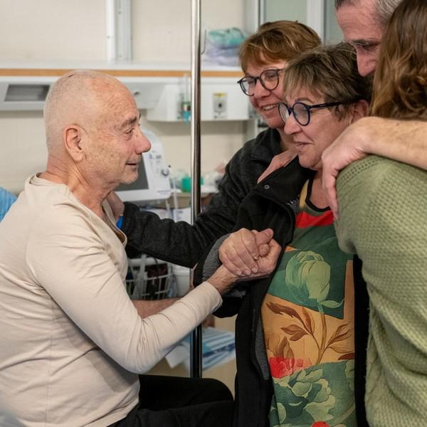 jtO-CwwFg_600x600__1