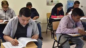 adultos escuela