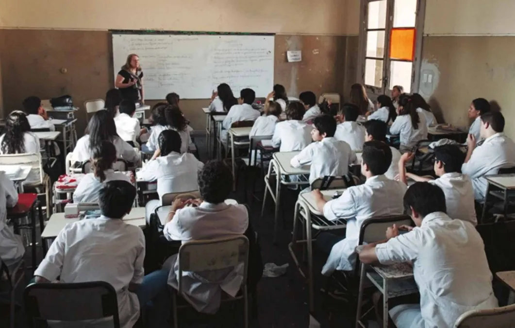 educacion-secundaria-escuela-secundariapng