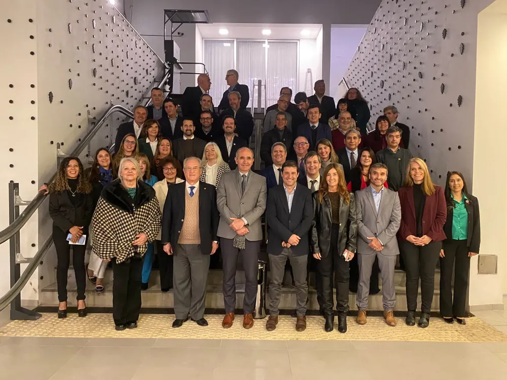 multimedia.grande.881b1bdf5f27b913.Q09ERUNFX2dyYW5kZS53ZWJw