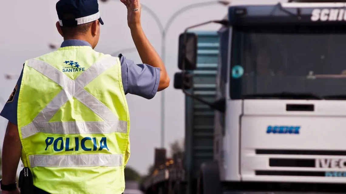 CONTROL-TRANSITO