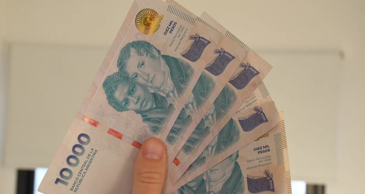 UwDP79hxQ_1300x655__2