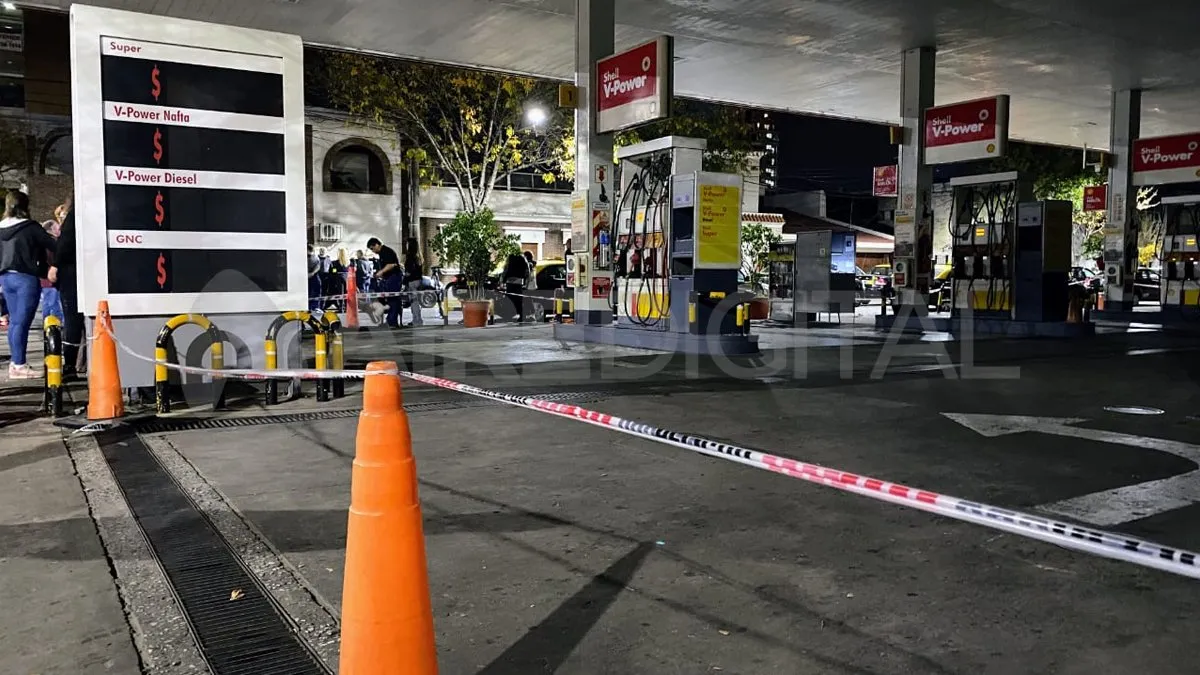 paro-estaciones-servicio-y-taxis-rosario2jpg