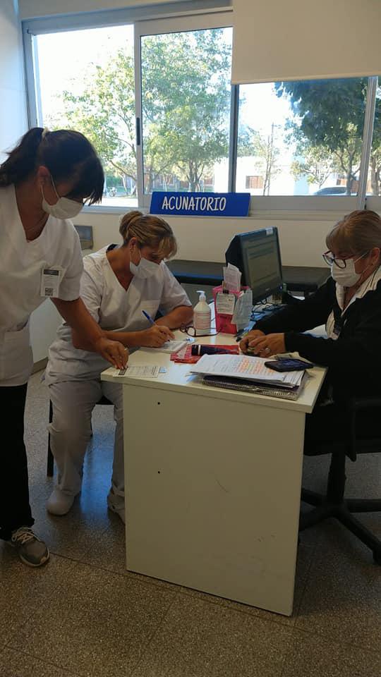 hospital ceres vacuna