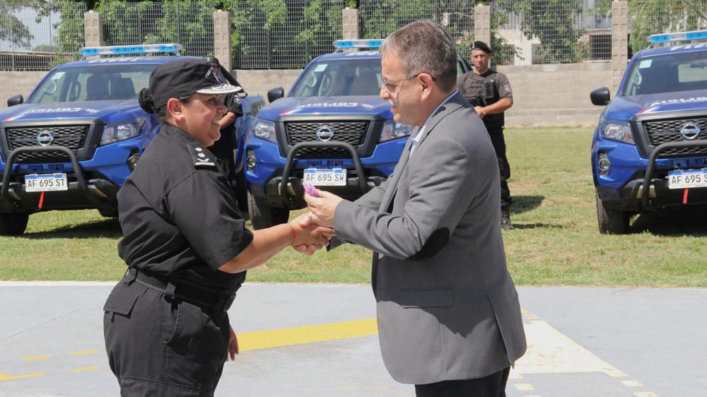 policia-camionetas