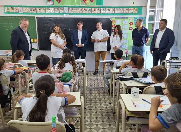 26267-goity-aula