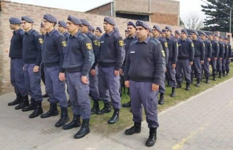POLICIAS EN FORMACION