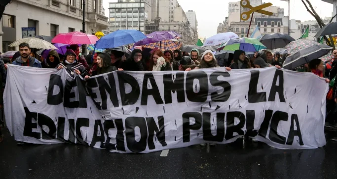 defensa de la educacion