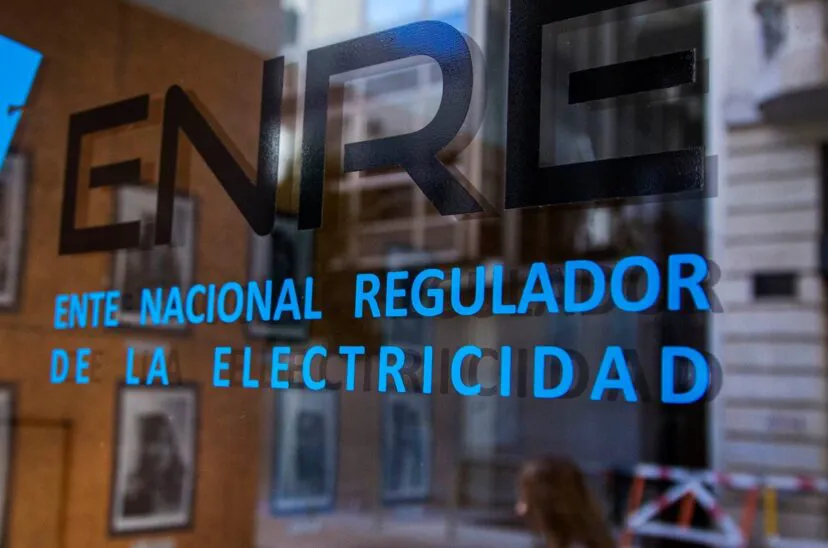 ENRE-luz-828x548
