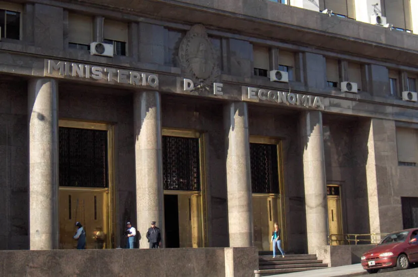 Ministerio-Economia-828x548