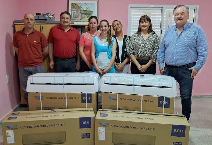 25319-michlig-capivara