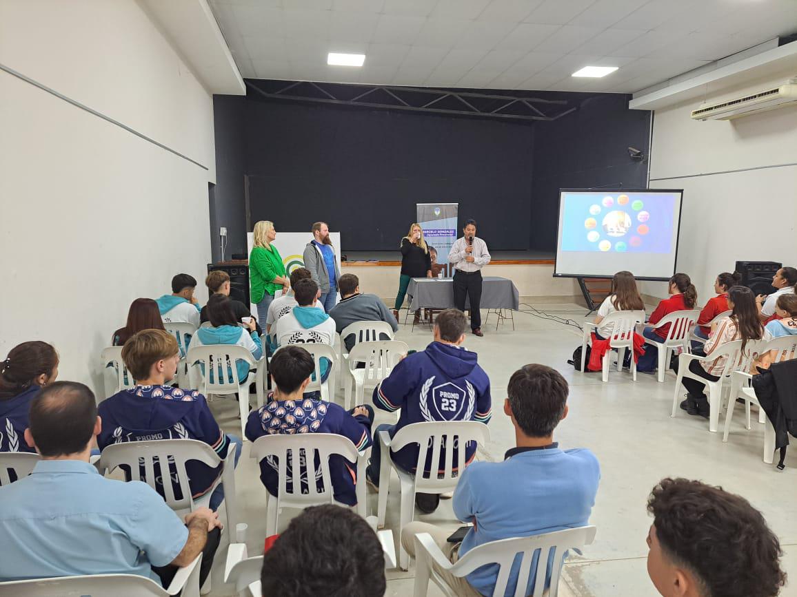 de90aed3-372b-41ee-9e78-54f564e3fa42