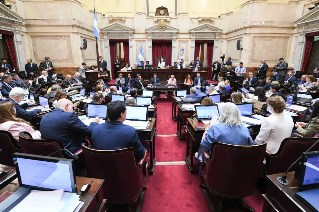 SENADO