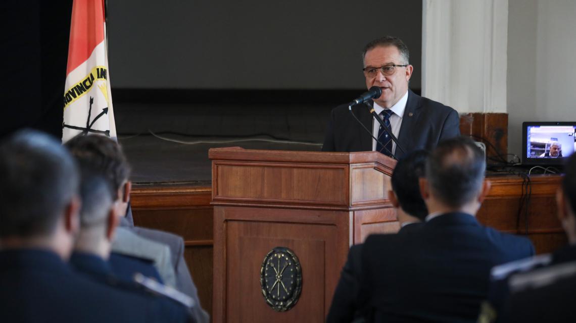 MINISTRO-LAGNA