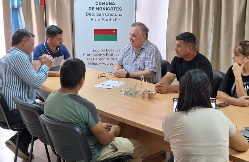 26065-michlig-monigotes