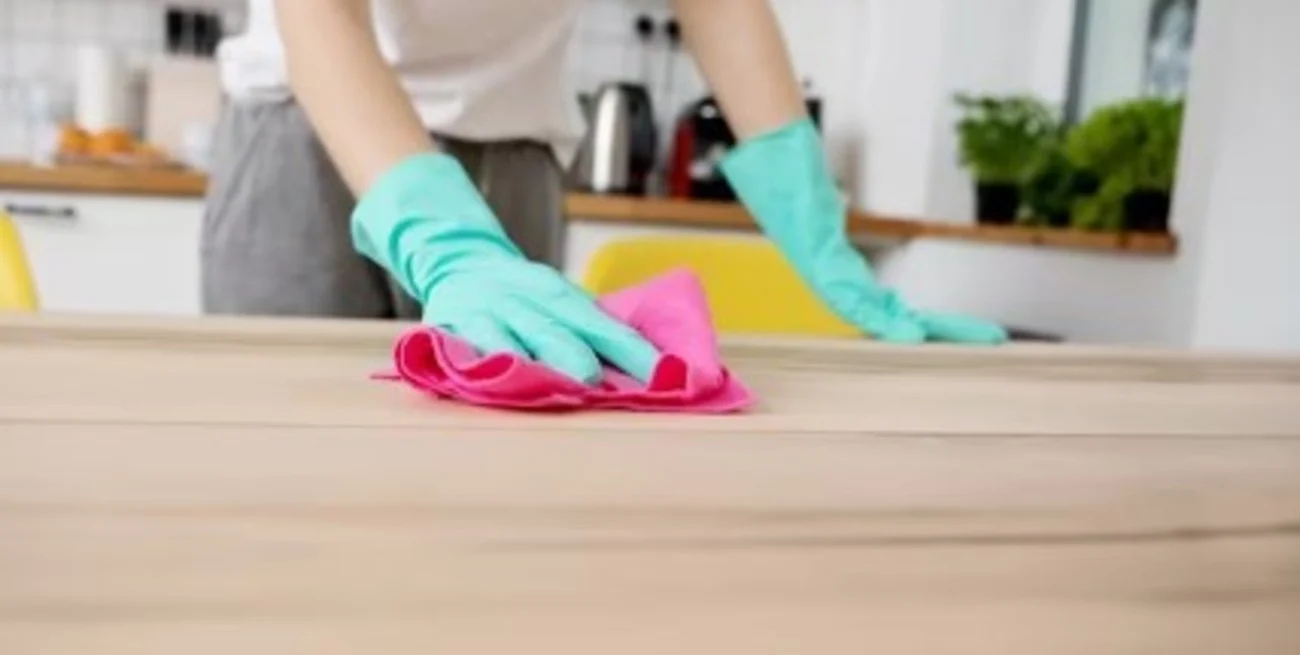 C4rHXW6NH_1300x655__1