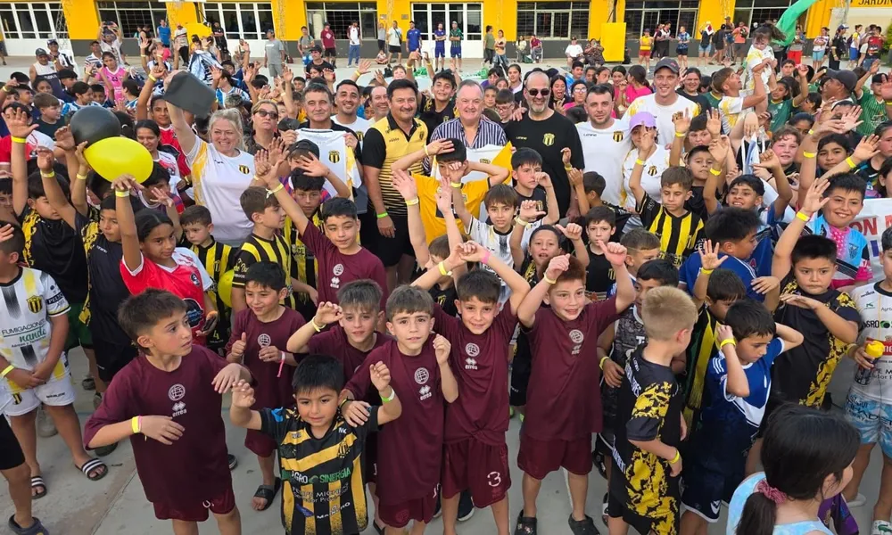 multimedia.grande.ba627204618ca2d9.Z3JhbmRlLndlYnA=