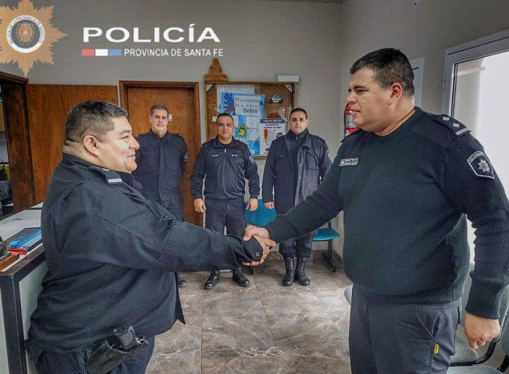 22027-comisarioparis