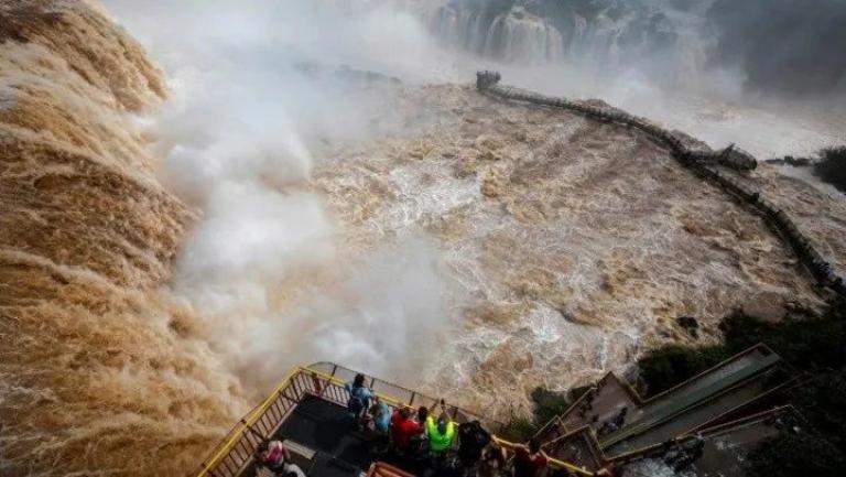 CATARATASS
