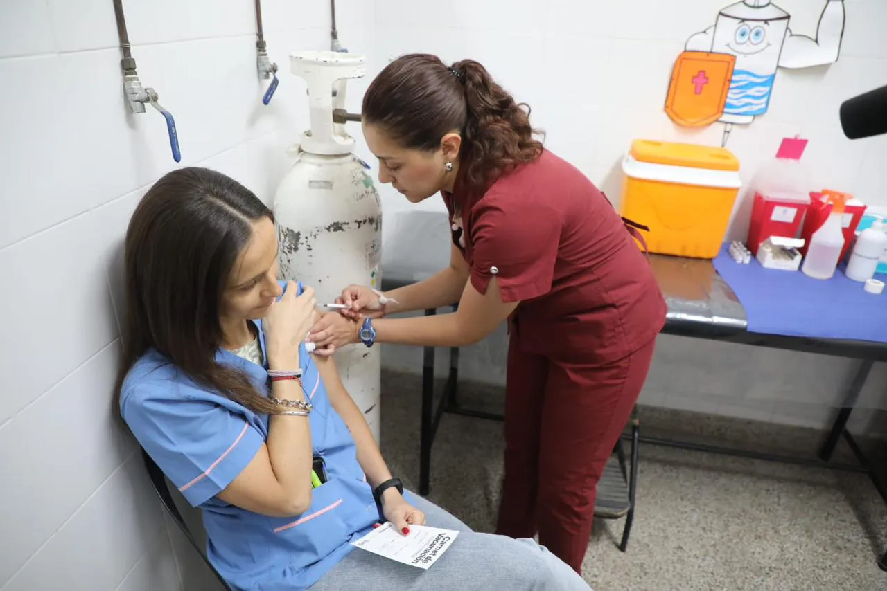 vacunacion-personal-salud-dengue