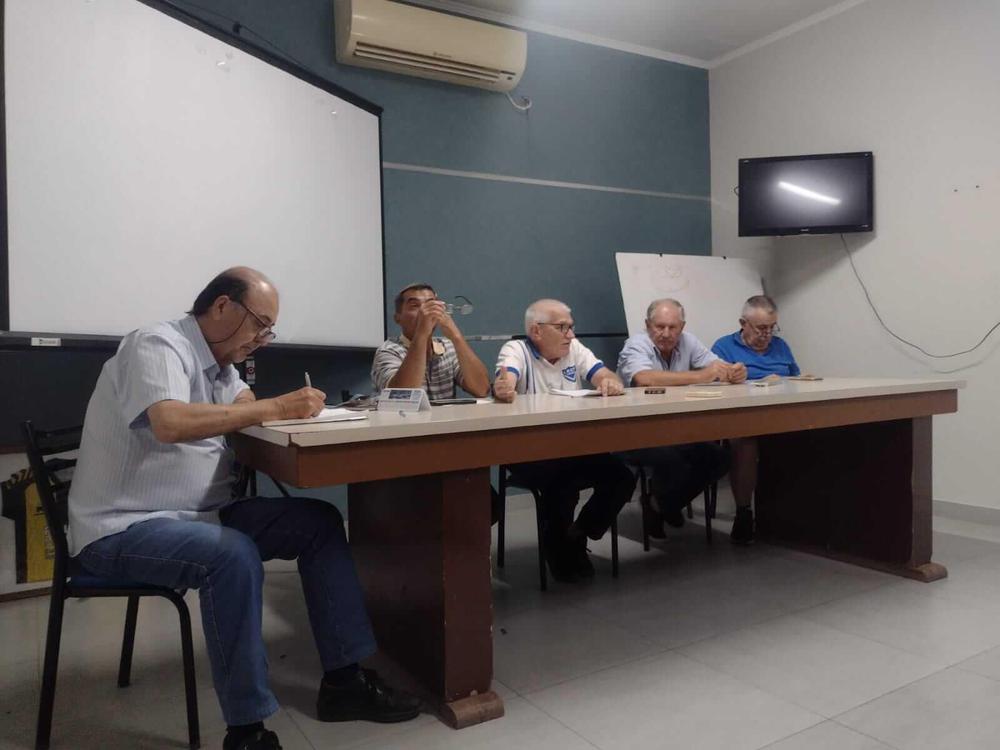 96f45a6e-033c-4dd3-811b-3e3f76d8683e