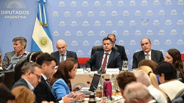 comisiones-diputados-ley-omnibusjpg