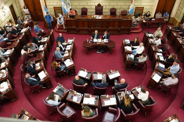 multimedia.normal.bc34fc592556d82b.cmVmb3Jtb2xqcGVnX25vcm1hbC53ZWJw