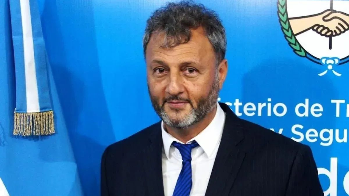 javier-milei-echo-al-secretario-trabajo