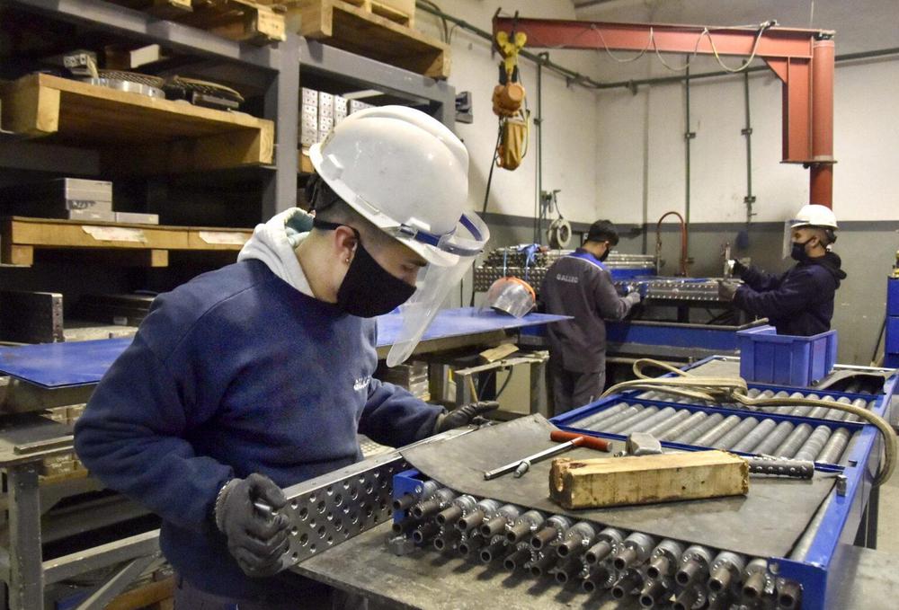 INDUSTRIAA