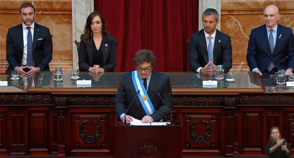 milei-cadena-1024x551