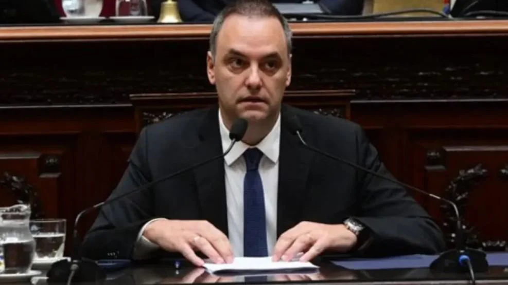 manuel-adorni-