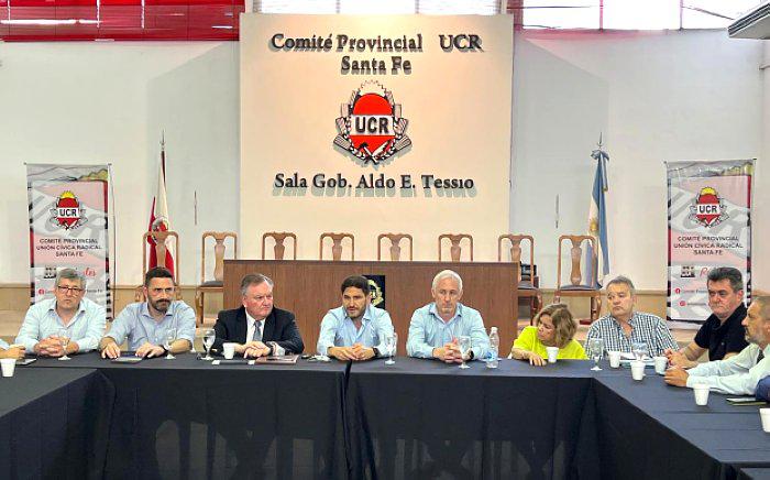 22954-pullaro-unidos