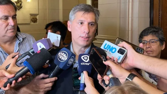 multimedia.normal.824301f8adf1e5c9.cGFibG8tb2xpdmFyZXMtcHVsbGFyby1lY29ub21pYWpfbm9ybWFsLndlYnA=