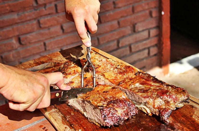 asado-carne-828x548