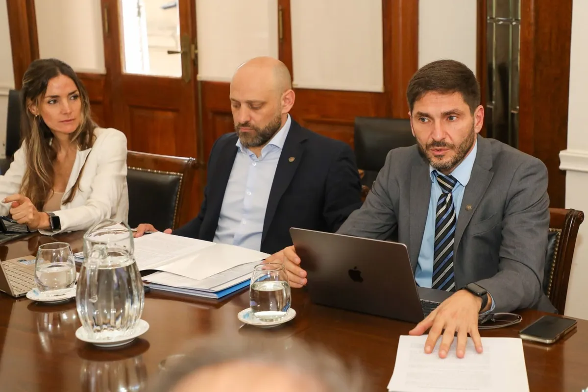 pullaro-industrialesjpg