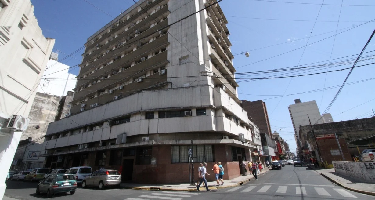 FZQ5eAxoI_1300x655__2