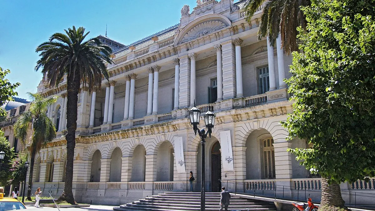 universidad-nacional-rosariojpg