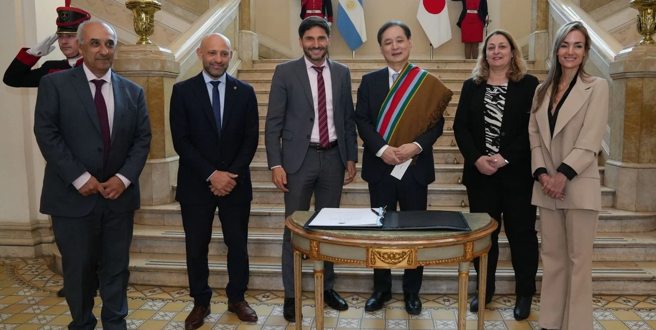 rfv2nvlhg_1300x655__1