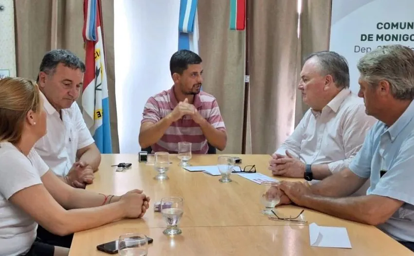 26111-michlig-monigotes