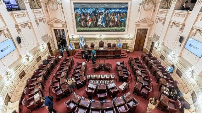 camara de diputados casi vacia
