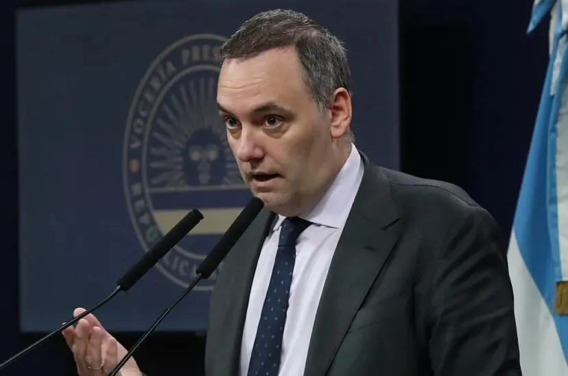 adorni-telam-828x548