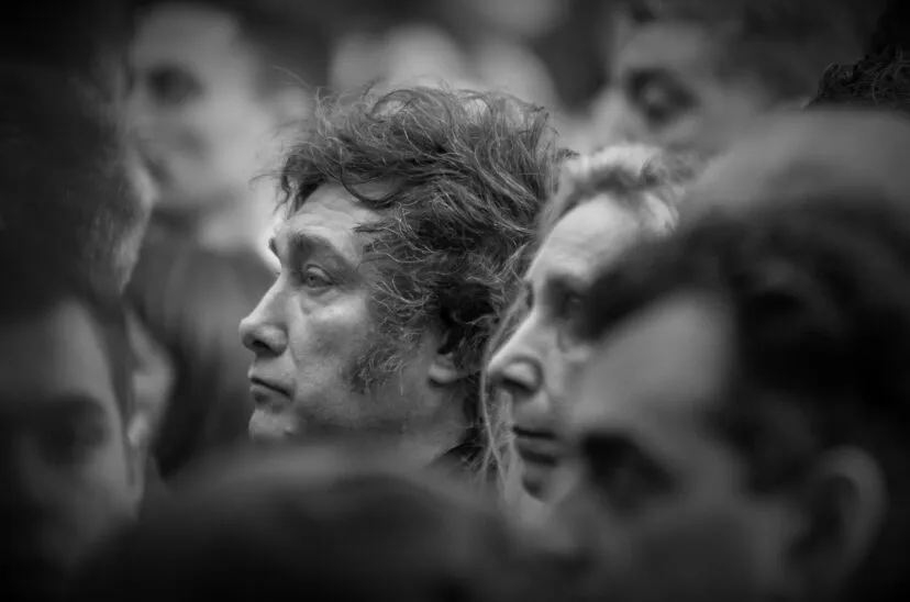 javier-milei-karina-scaled-1-828x548