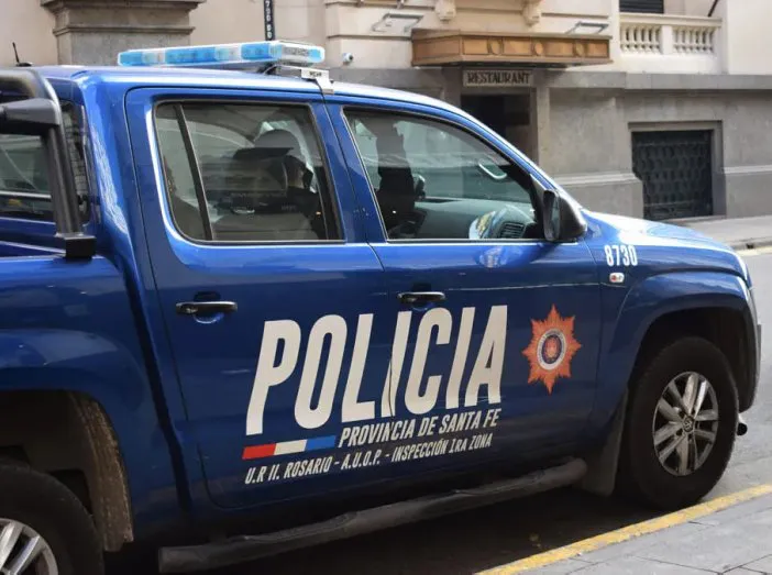 27123-policia43