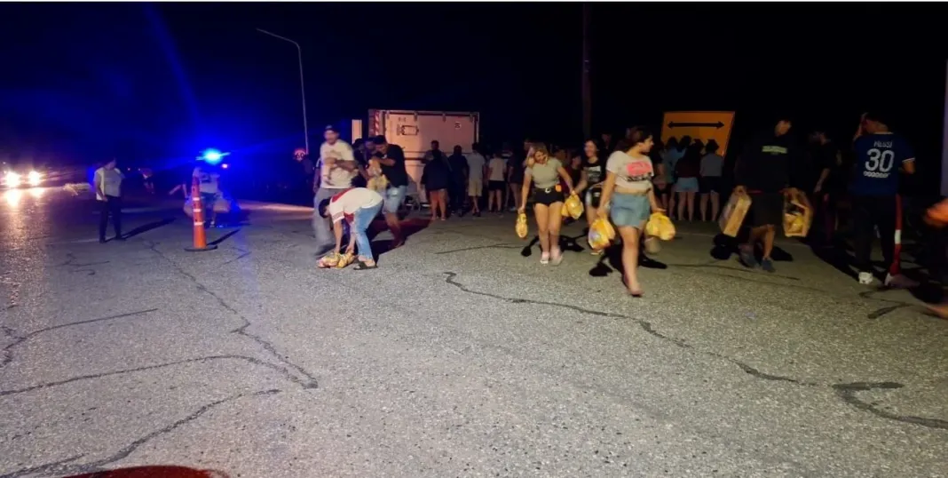 SyaSyzBVg_1300x655__1