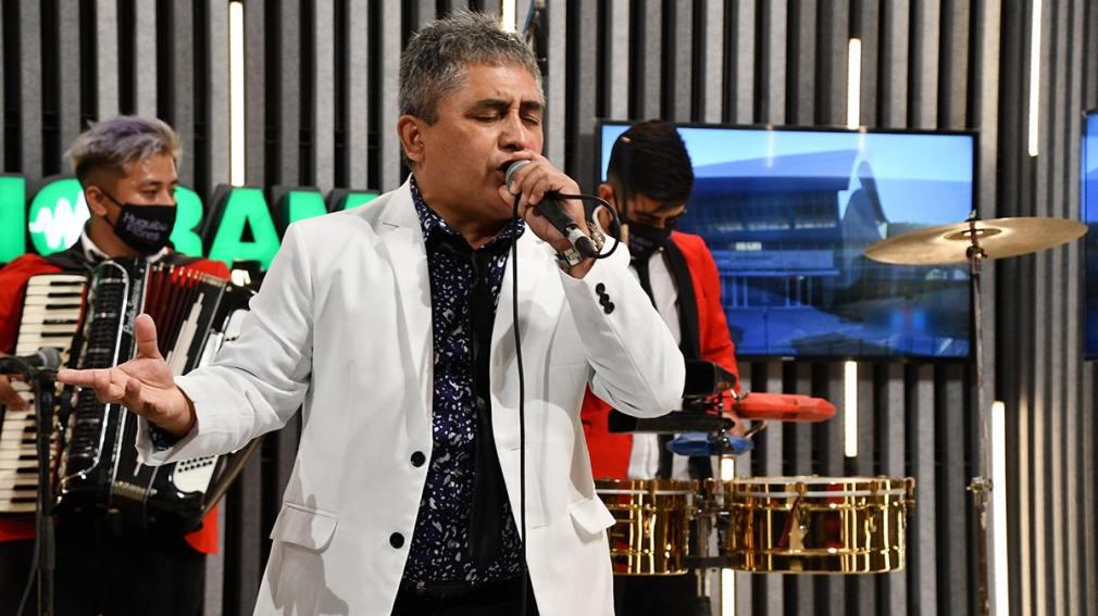 1010x567_huguito-flores-400934-085741