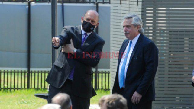 el-gobernador-omar-perotti-dialoga-el-presidente-alberto-fernandez-el-acto-presentacion-del-plan-detectar-federal