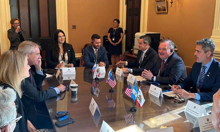 24778-michlig-california