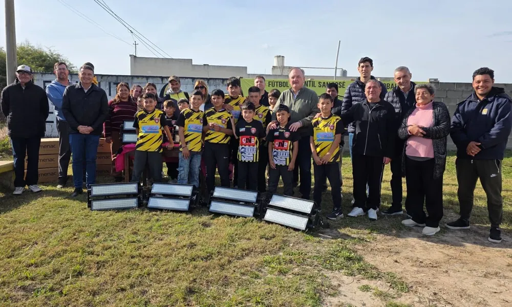 escuela-futbol-reflectores-1