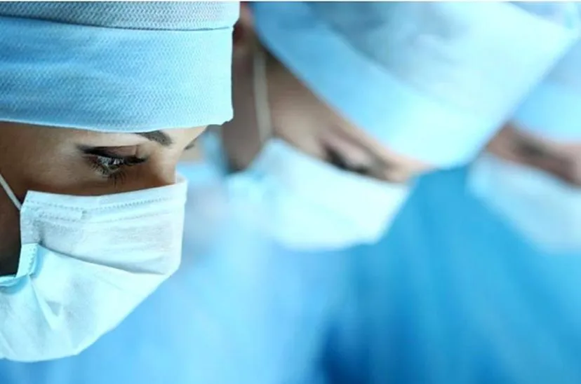 medicos-828x548