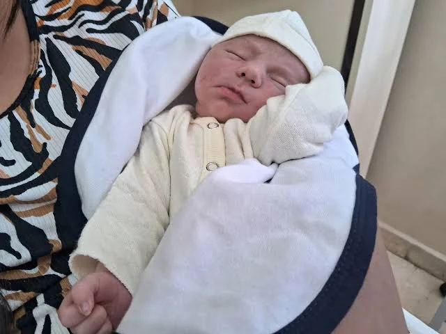 bebe recien nacido